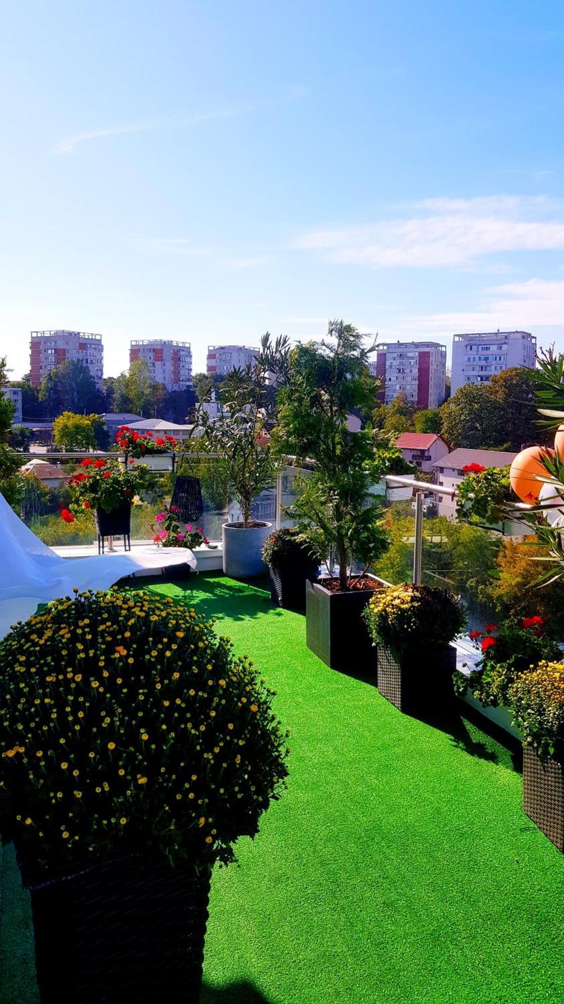 Ferienwohnung Penthouse View Aeroport Iasi Exterior foto
