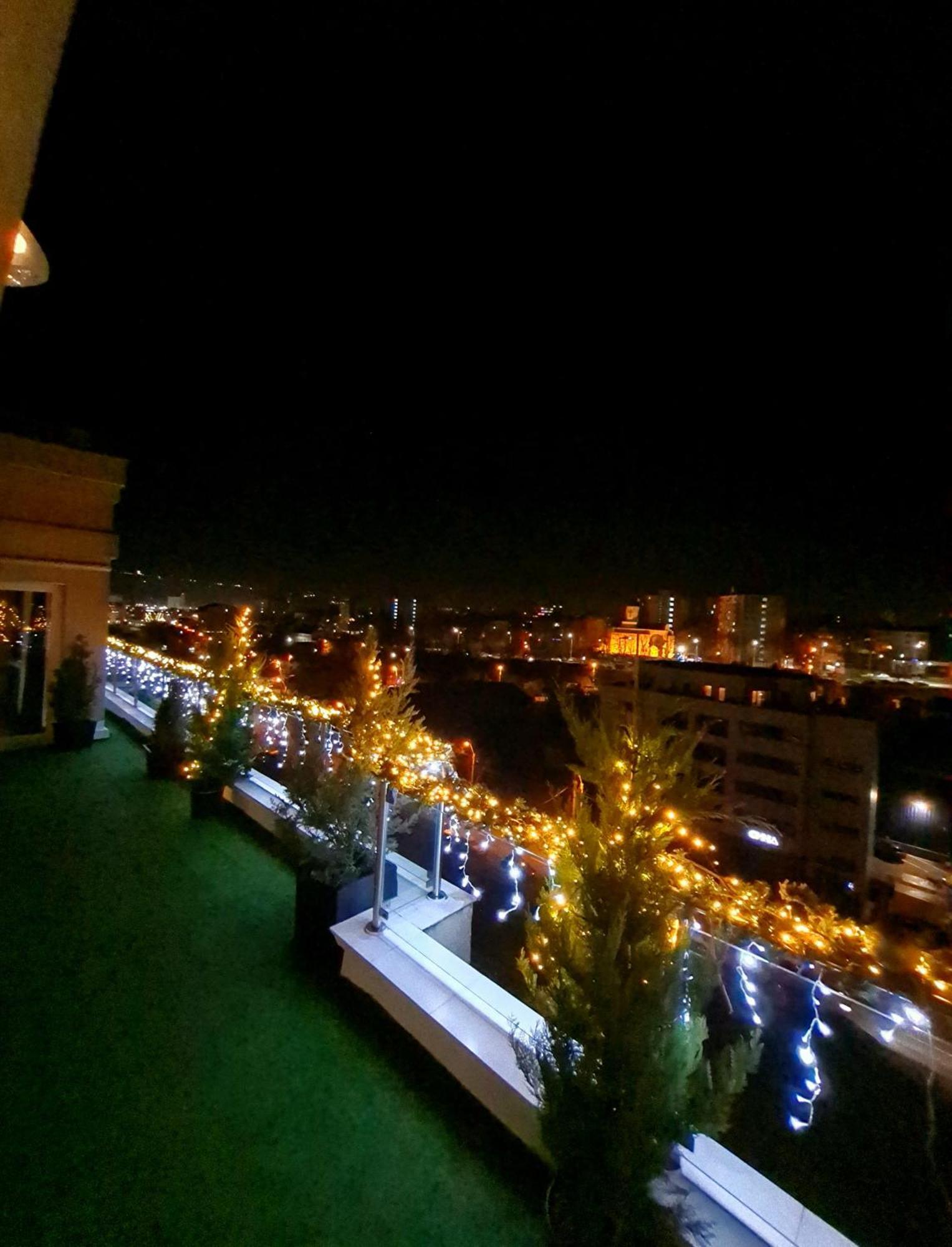Ferienwohnung Penthouse View Aeroport Iasi Exterior foto