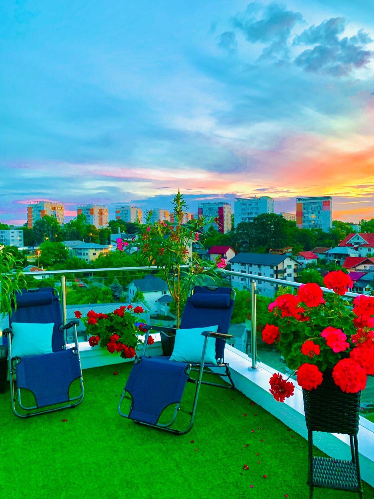 Ferienwohnung Penthouse View Aeroport Iasi Exterior foto