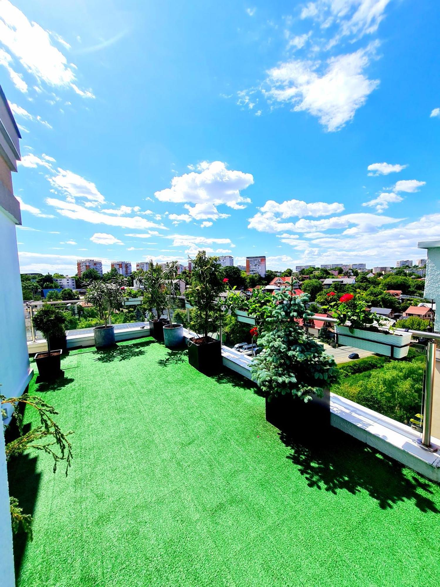 Ferienwohnung Penthouse View Aeroport Iasi Exterior foto