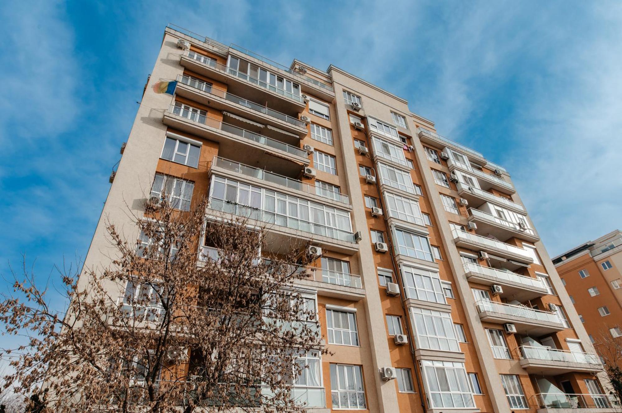 Ferienwohnung Penthouse View Aeroport Iasi Exterior foto